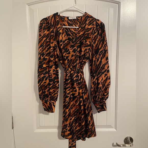 Sandro Paris tiger print Silk Lunas dress size small - Picture 1 of 5